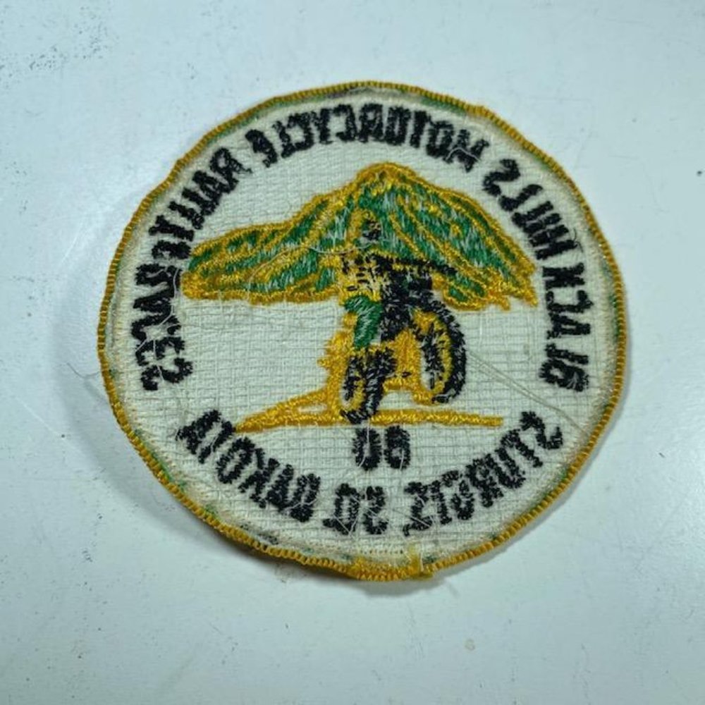 Vtg '80 Black Hills Motorcycle Rally Races Strugis So. Dakota Embroidered Patch - Picture 2 of 2